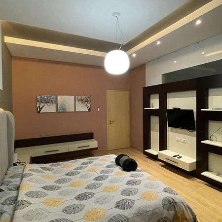 Lux Apartment Tirana Zewnętrze zdjęcie